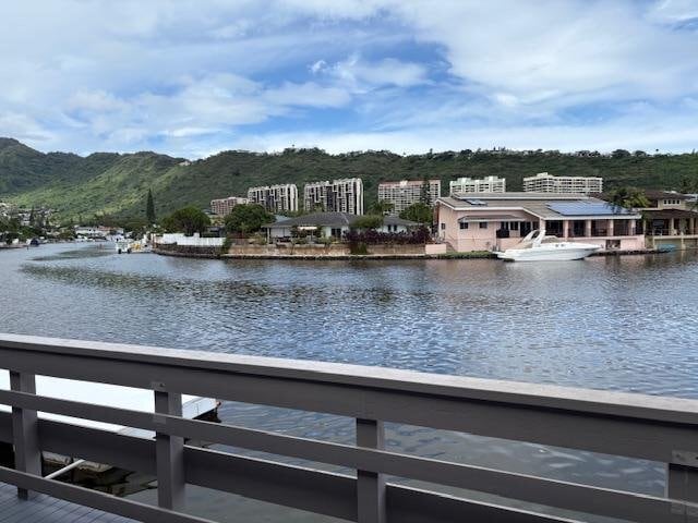 501 Opihikao Pl in Honolulu, HI - Building Photo - Building Photo