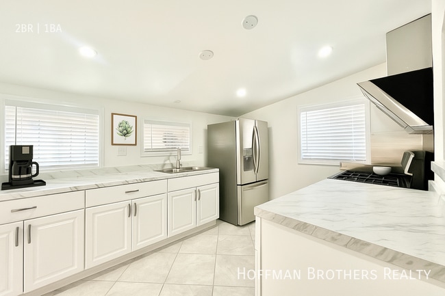 property at 2702 W Ave 31