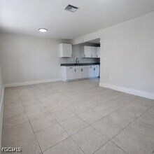 706 Karlov St in Ft. Myers, FL - Building Photo - Building Photo