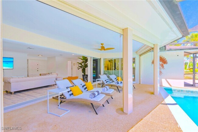 2125 Marina Dr in Naples, FL - Building Photo - Building Photo