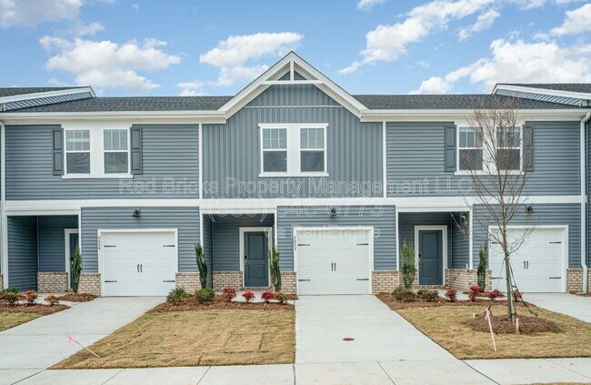 8033 Hidden Ct in Charlotte, NC - Building Photo - Building Photo