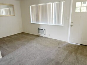 401 900 E in Provo, UT - Building Photo - Building Photo