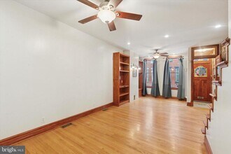 890 N Judson St in Philadelphia, PA - Building Photo - Building Photo