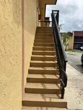 2854 NW 55th Ave in Lauderhill, FL - Building Photo - Building Photo