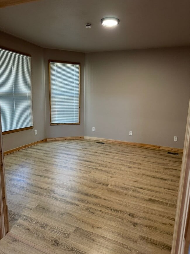 property at 818 3rd Ave N