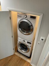 2321 Sansom St, Unit 2-A in Philadelphia, PA - Building Photo - Building Photo