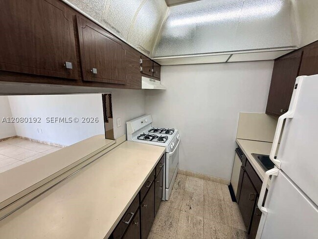 property at 1300 W 53rd St