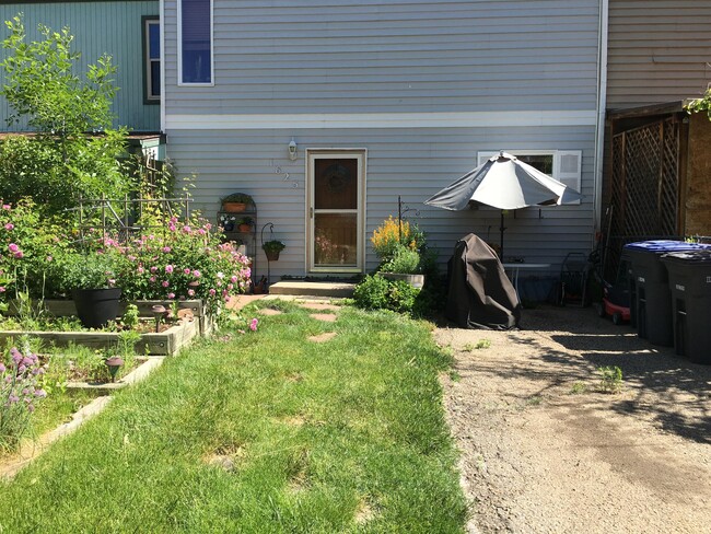property at 1625 Longbow Ct