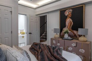 724 Charles Allen Dr NE in Atlanta, GA - Building Photo