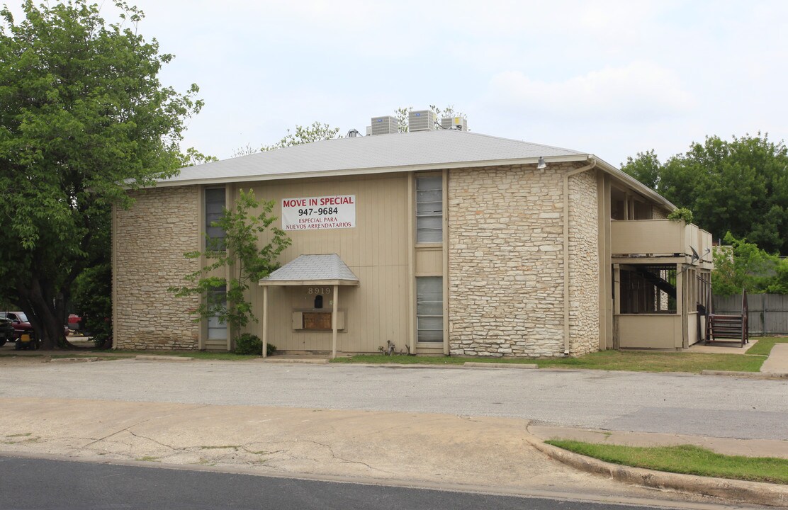 OC Galewood in Austin, TX - Foto de edificio