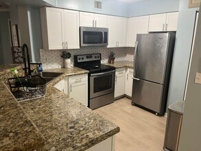 200 Scotia Dr in Hypoluxo, FL - Building Photo - Building Photo