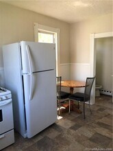55 Beaver Brook Rd-Unit -3 in Danbury, CT - Building Photo - Building Photo