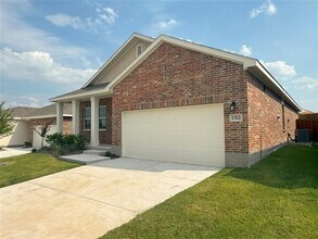 1312 Kennedy Rd in Howe, TX - Building Photo - Building Photo