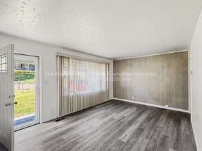 1704 Lenland Ave in Knoxville, TN - Building Photo - Building Photo