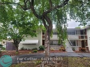 4213 NE 21st Ave in Fort Lauderdale, FL - Foto de edificio - Building Photo