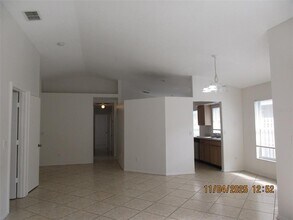 13210 Meadowfield Dr in Orlando, FL - Building Photo - Building Photo