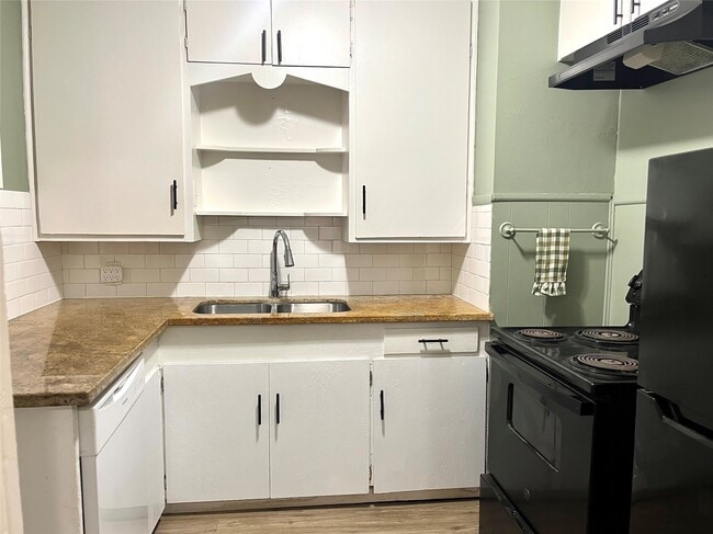 property at 946 Milam St