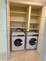 9301 SW 92nd Ave in Miami, FL - Building Photo