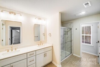 2019 Sadler Wds Ln in Charlotte, NC - Building Photo - Building Photo