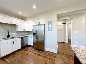 5003 Seminole St in Detroit, MI - Building Photo - Building Photo