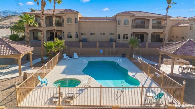 890 Florence Ave in Bullhead City, AZ - Building Photo - Building Photo