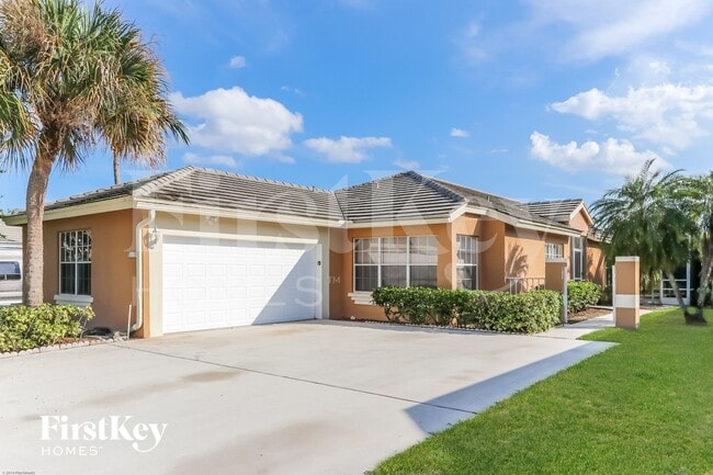 property at 6193 Lansdowne Cir