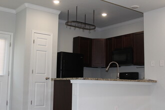 16922 Showdown Path, Unit 1 in Selma, TX - Building Photo - Building Photo