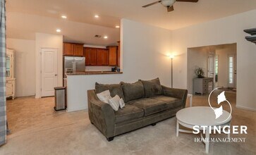 22 Oleander Dr in Ladys Island, SC - Building Photo - Building Photo