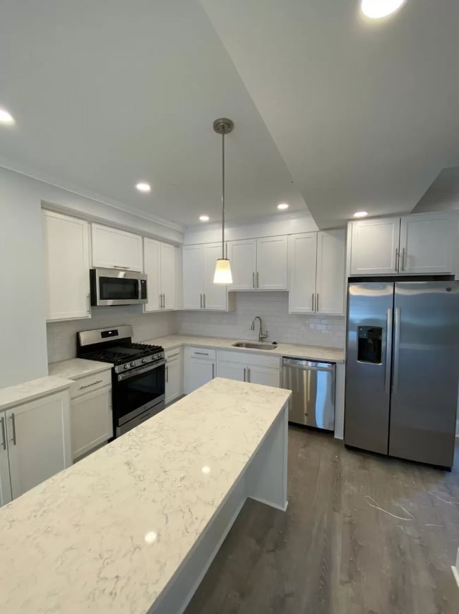 120 Kenrick St, Unit 2