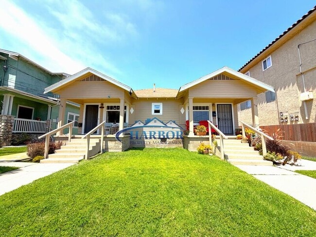 property at 718 1/2-718 W 40th St