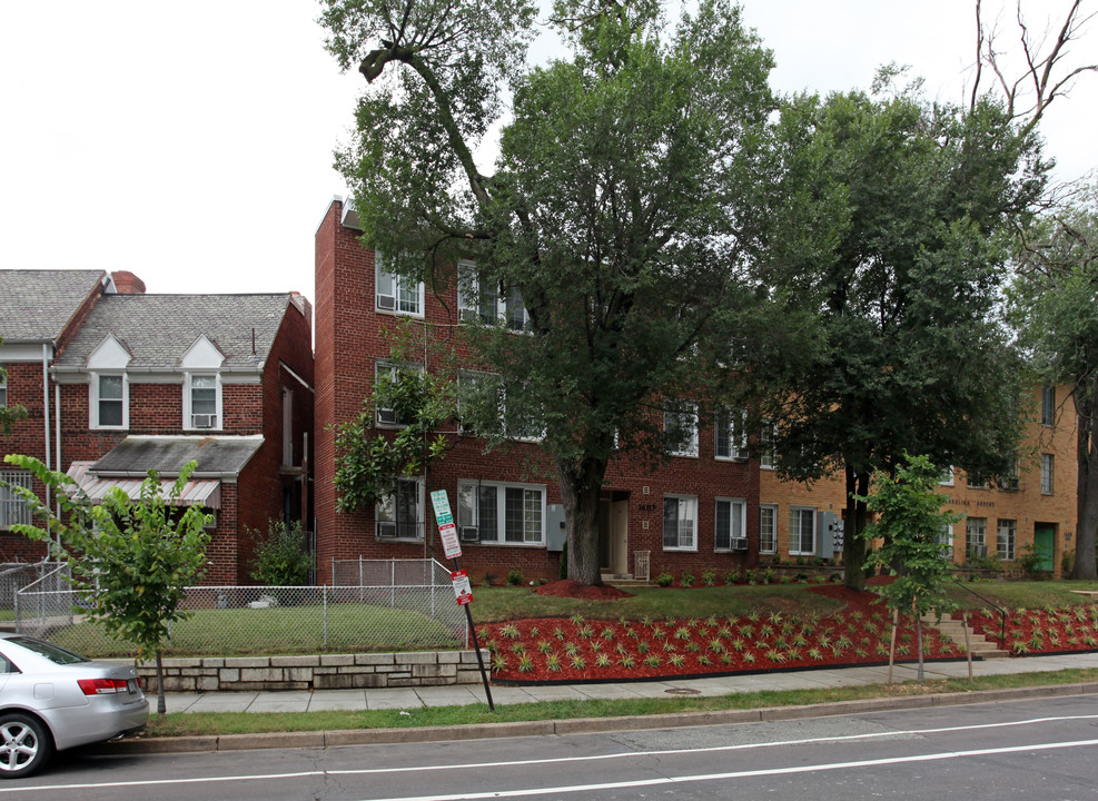 1607 N Carolina Ave NE in Washington, DC - Building Photo