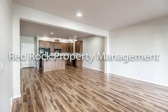 1610 N Holl Blvd in Liberty Lake, WA - Foto de edificio - Building Photo