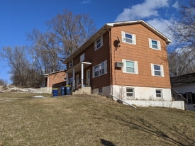 823.5 6th N St in New Ulm, MN - Building Photo