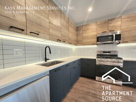 3710 N Kenmore Ave, Unit 2 in Chicago, IL - Building Photo