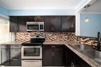 5014 Glenmont Dr photo'