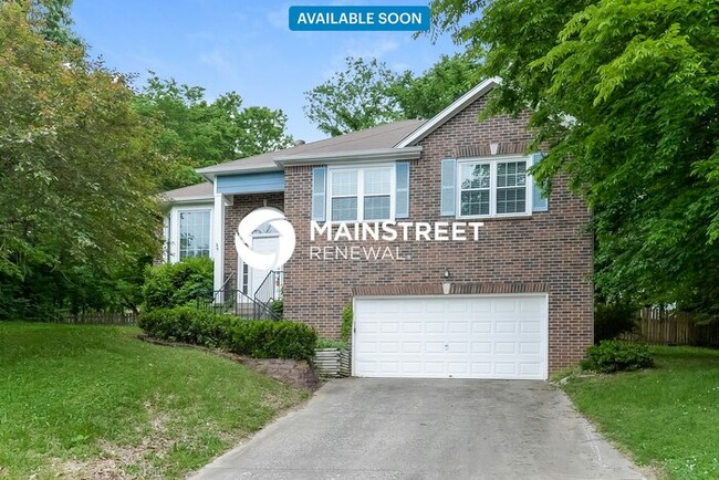 property at 1129 Mistletoe Cir