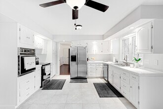 5267 Fountainhead Ln in Knoxville, TN - Building Photo - Building Photo