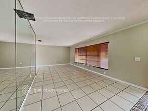 1041 NW 89th Terrace in Pembroke Pines, FL - Building Photo - Building Photo