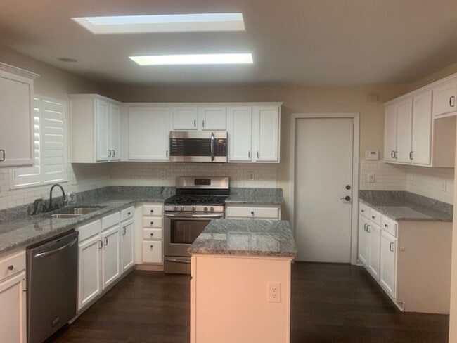 11119 Edna Valley St in Bakersfield, CA - Building Photo - Building Photo