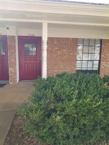 2804 Springhaven Ct in Bedford, TX - Building Photo