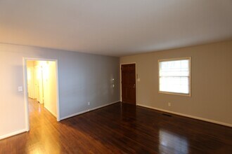 215 Von Dale Dr in Birmingham, AL - Building Photo - Building Photo