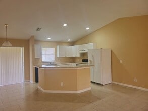 1114 Harry Ave S in Lehigh Acres, FL - Building Photo - Building Photo