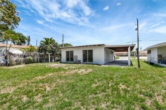 2501 NW 21st St in Fort Lauderdale, FL - Building Photo - Building Photo