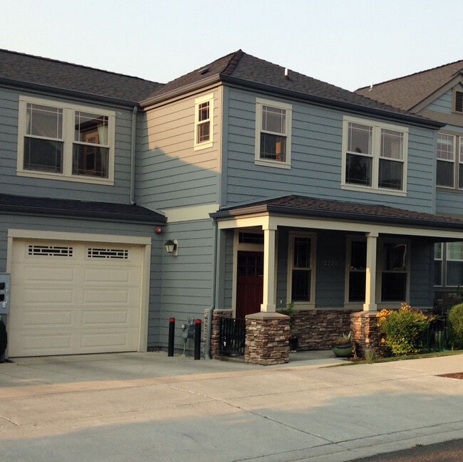 property at 2221 Dollarhide Way