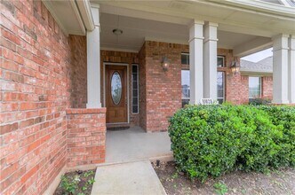 10028 Lisi Anne Dr in Austin, TX - Building Photo - Building Photo