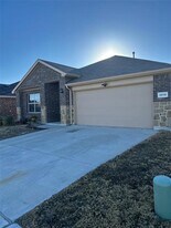 2212 Marshville Rd in Fort Worth, TX - Building Photo