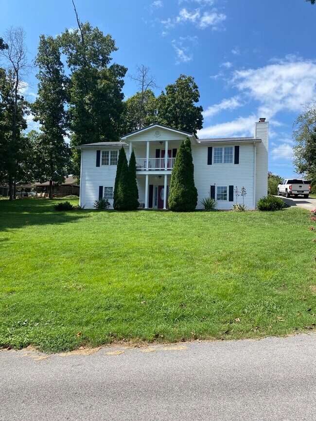 1511 Park Ln Rentals in Sevierville, TN