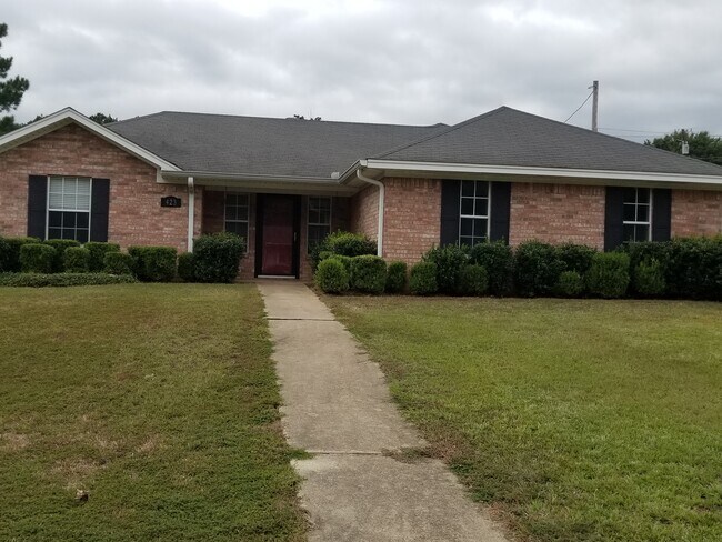 423 Woodridge Dr Rentals In Hallsville TX 423-woodridge-dr-rentals-in-hallsville-tx