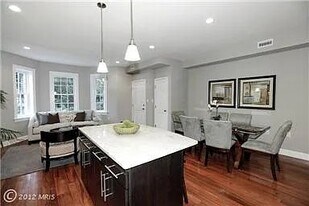 2314 Ashmead Pl NW in Washington, DC - Building Photo