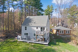 7 Pheasant Run in Pembroke, NH - Building Photo - Building Photo